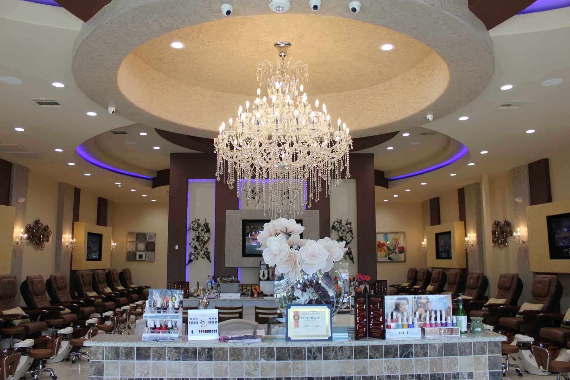 Majestic Nails Gallery